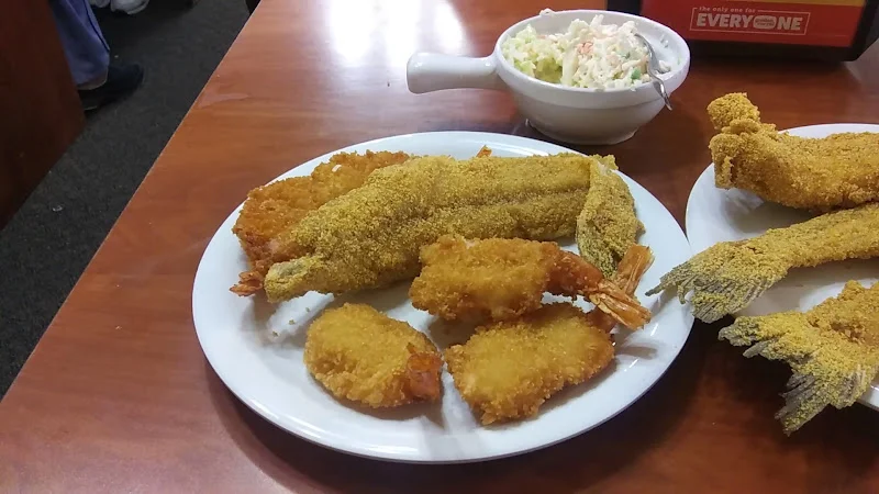 Golden Corral Lynchburg, VA